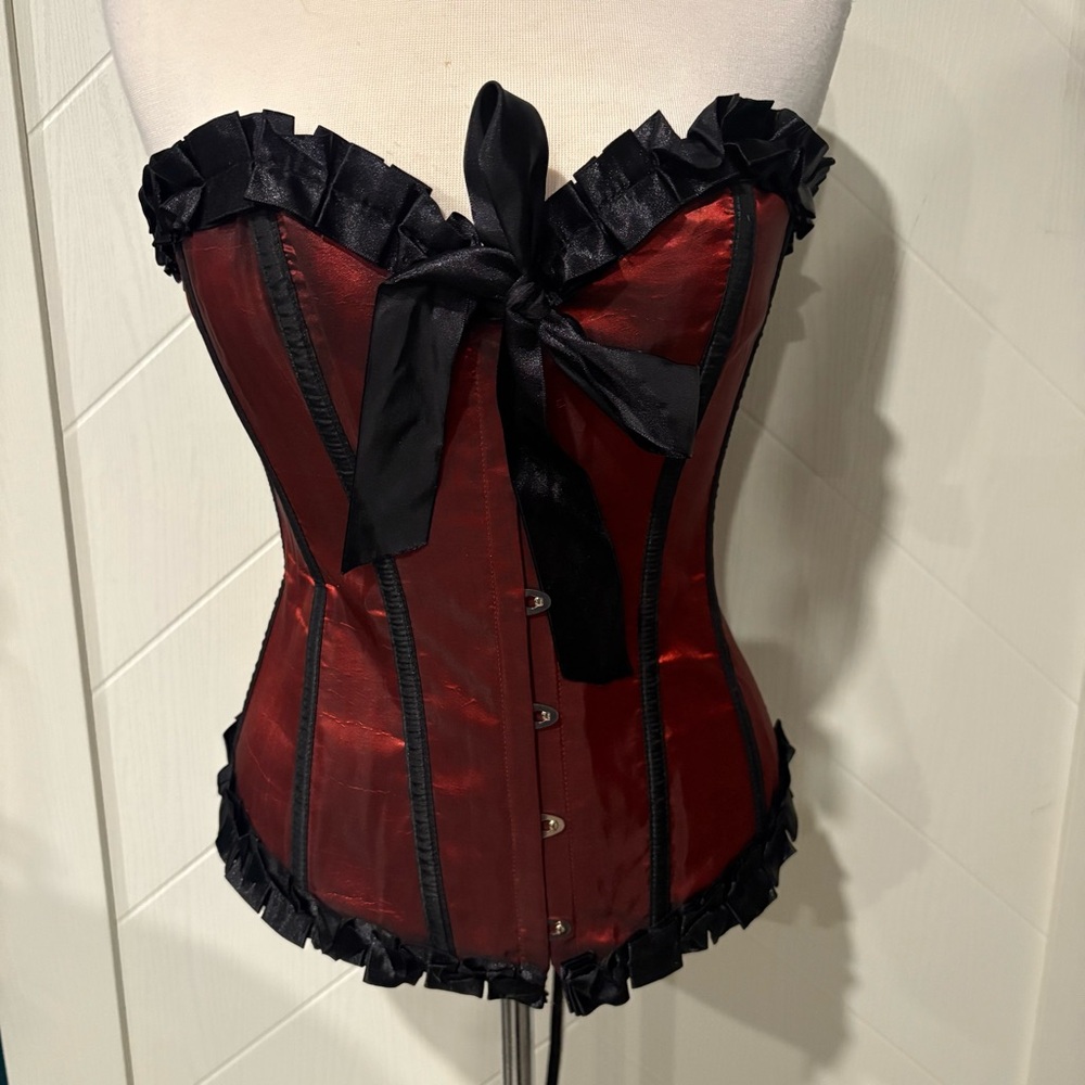 Gothic Red & Black Satin Ruffle Corset Top/ steampunk/croquette/valentine Medium